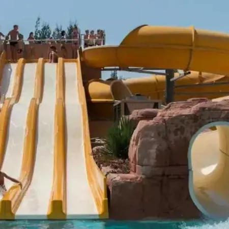 4 Etoiles - Parc Aquatique - Efacff Parque de Campismo